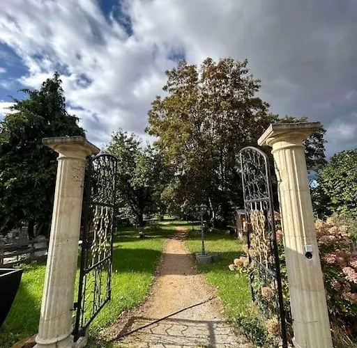 شقة Sonnige Dachgeschoss-oase! Jüterbog